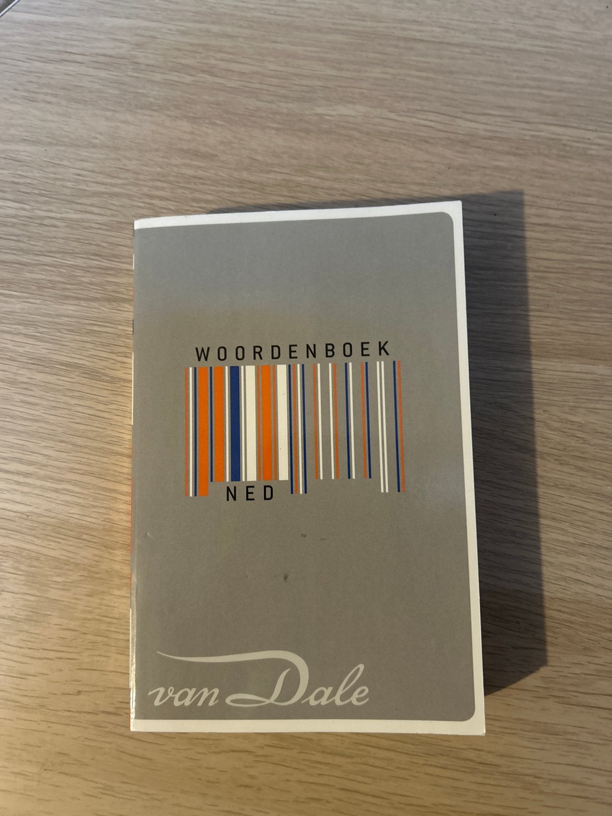 Van Dale Woordenboek Nederlands - Compact en compleet, Ophalen of Verzenden, Gelezen, Van Dale, Nederlands