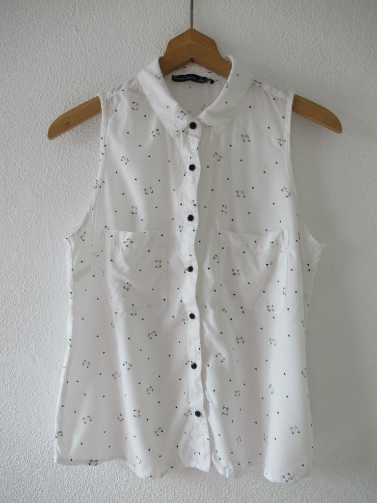 BERSHKA witte blouse met katten print, Kleding | Dames, Wit, Zo goed als nieuw, Bershka, Ophalen of Verzenden