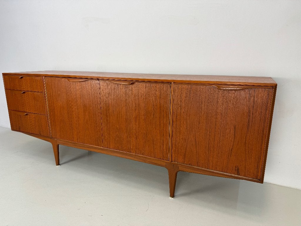 Vintage dressoir McIntosh "Dunvegan", Ophalen of Verzenden, Zo goed als nieuw, 25 tot 50 cm, 150 tot 200 cm