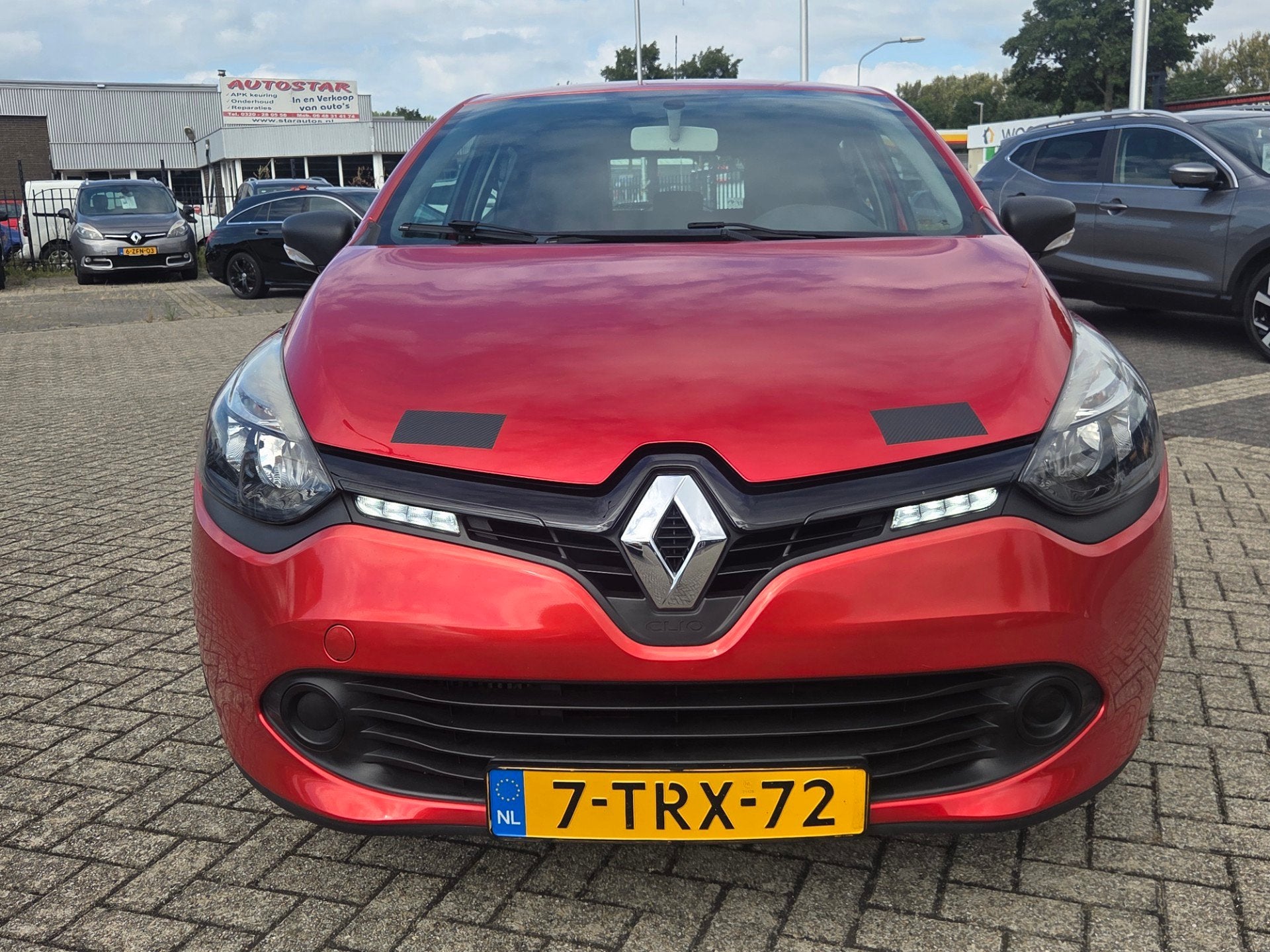 Renault Clio 0.9 TCe COMPLEET ONDERHOUD, Auto's, Voorwielaandrijving, 540 kg, Electronic Stability Program (ESP), Origineel Nederlands
