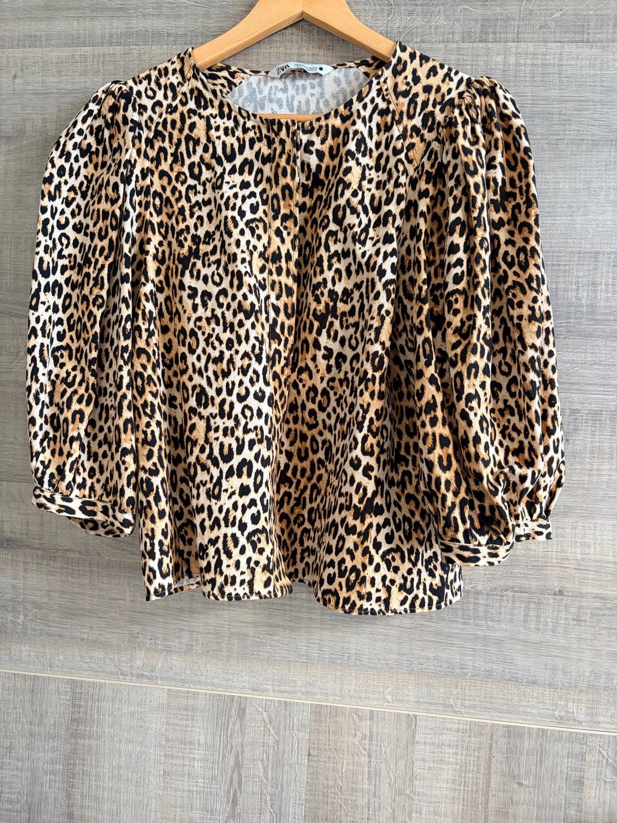 Zara Leopard Print Blouse - Maat M, Kleding | Dames, Maat 38/40 (M), Meerkleurig, Ophalen of Verzenden, Zo goed als nieuw