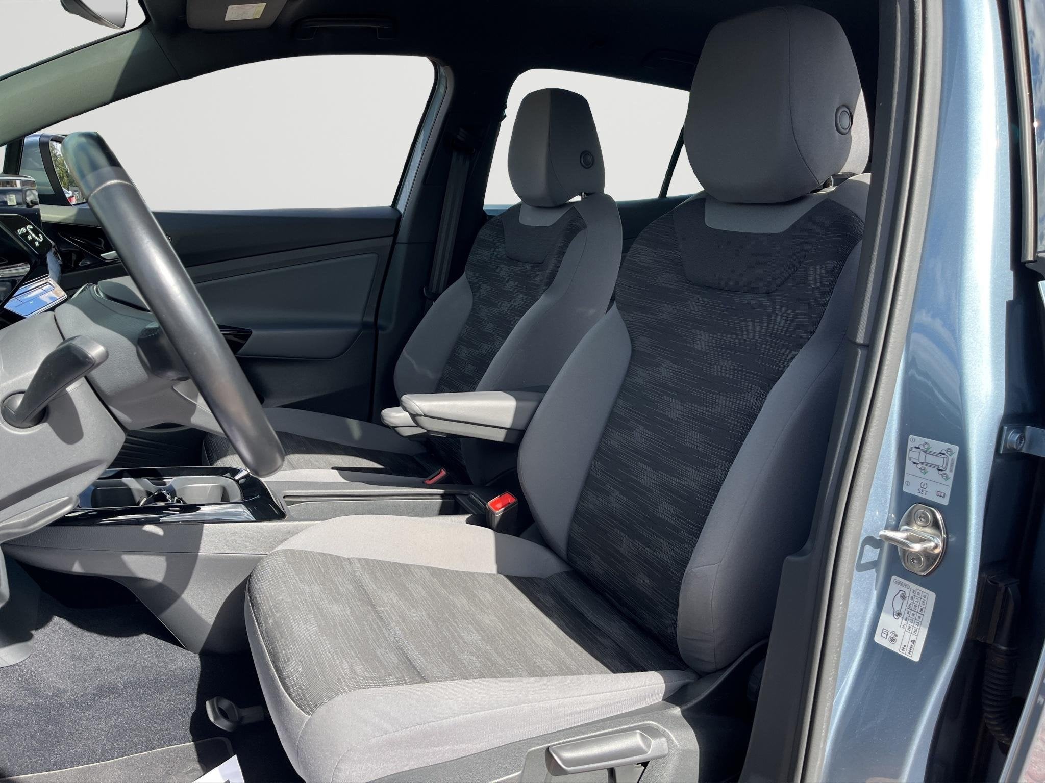 Volkswagen ID.4 Pro 77 kWh | Warmtepomp | 93% SOH | Stuurver, Auto's, Automaat, Gebruikt, Zwart, 528 km