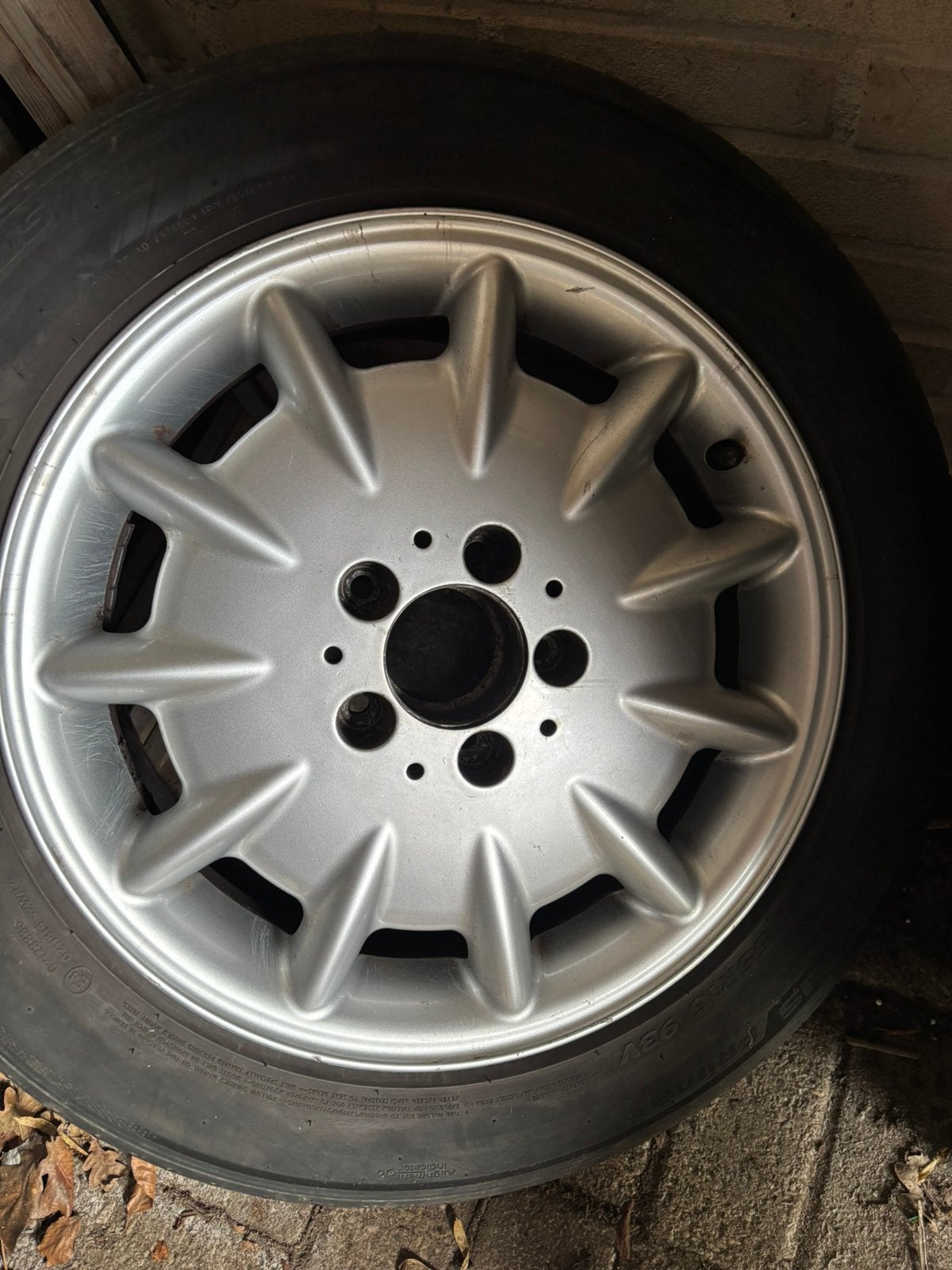 Velg met zomerbanden voor Mercedes W211, Ophalen, Zomerbanden, Banden en Velgen