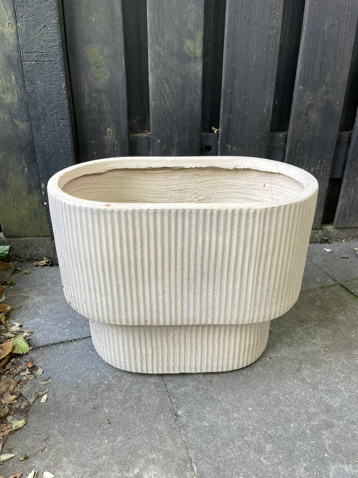 Beige / taupe kleurige bloempot plantenbak, Ophalen, Kunststof, Rond, Binnen