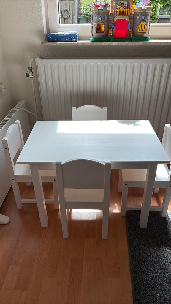 Kindertafeltje met 4 stoeltjes, Kinderen en Baby's, Kinderkamer | Tafels en Stoelen, Ophalen, Gebruikt, Tafel(s) en Stoel(en)