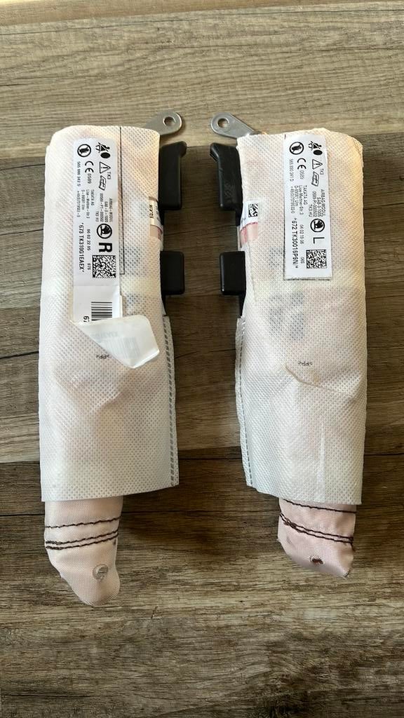 Skoda Kodiaq stoel airbag 565880242D rechts 565880241D links, Gebruikt, Skoda, D, Ophalen