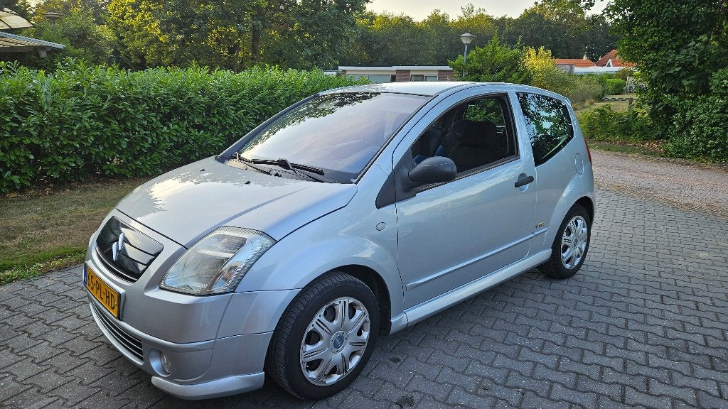 Citroën C2 1.4 I 2004 Zilver Grijs Nieuwe APK, Voorwielaandrijving, 450 kg, 4 cilinders, 4 stoelen