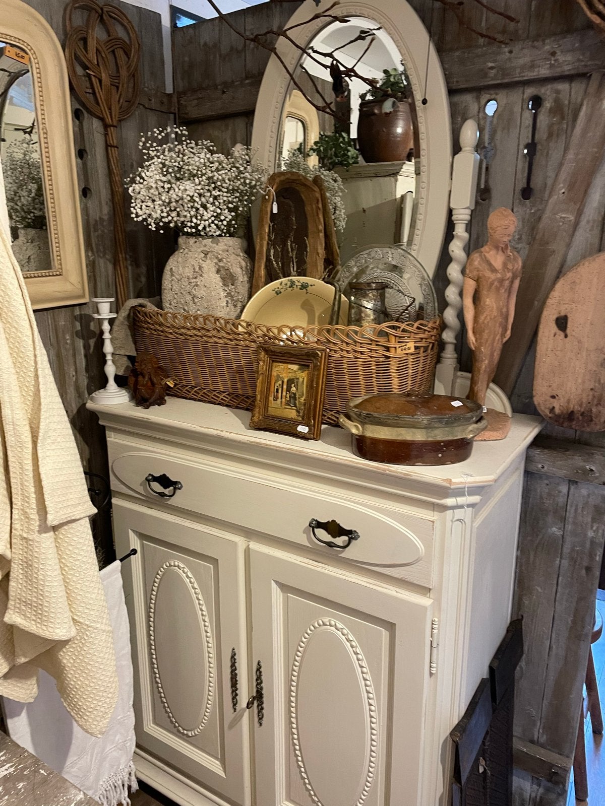 Brocante, klassiek meidenkast met spiegel hoge commode, Ophalen, Gebruikt
