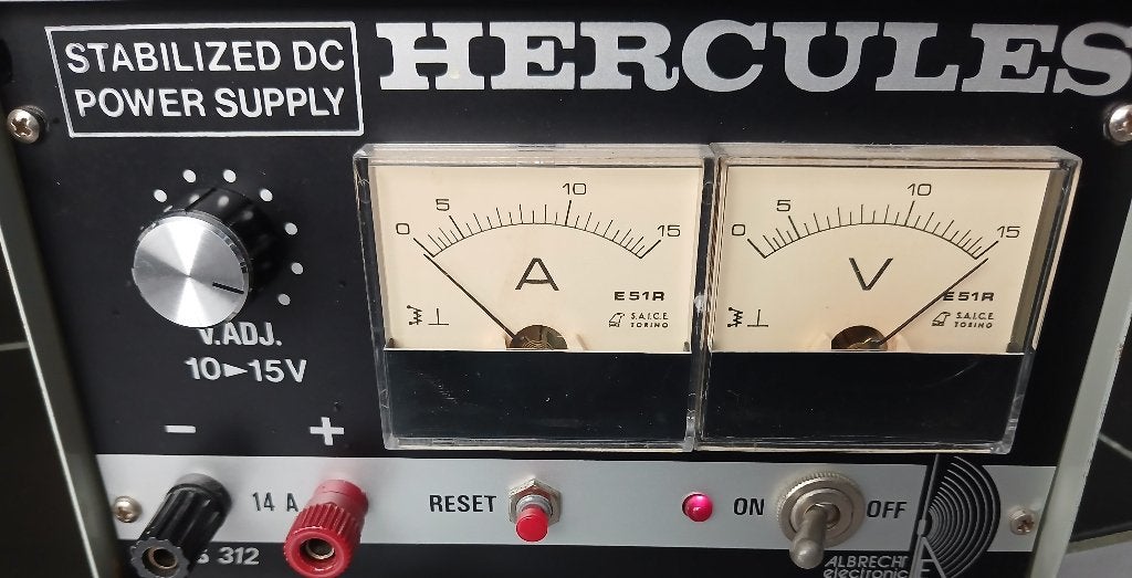 DIKKE VOEDING VOOR TRANSCEIVER OF ONTVANGER, Telecommunicatie, Zenders en Ontvangers, Ophalen, Gebruikt, Zender en Ontvanger