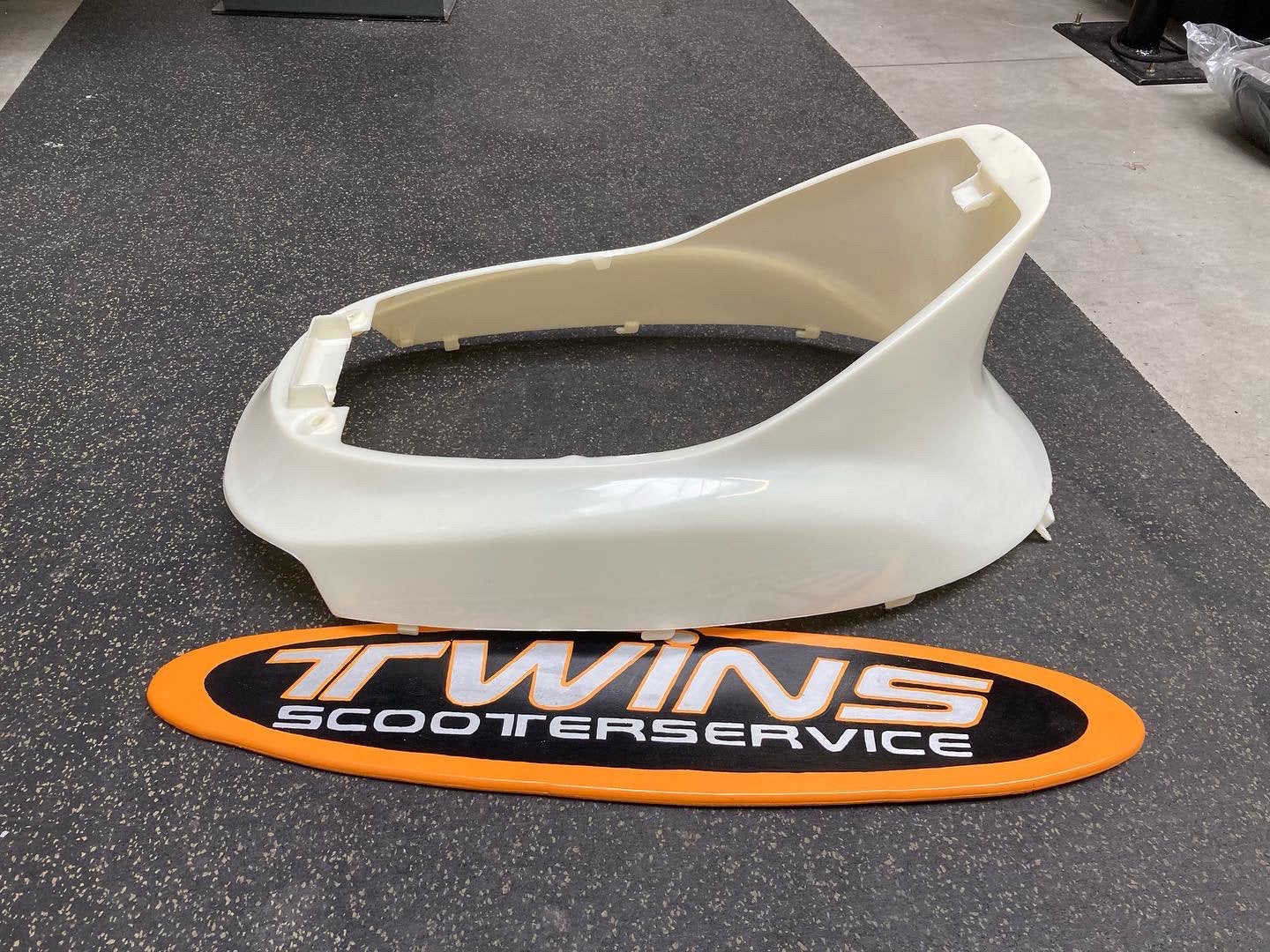 Achterscherm framecover Piaggio Zip SP  Rst  o.t. blank NOS, Ophalen, Nieuw, Kap, Piaggio