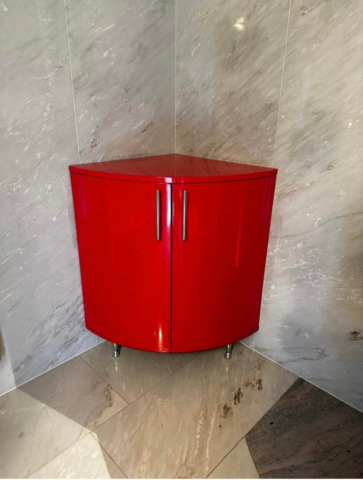 Design badkamerkastjes hoogglans rood gebogen uniek model, Ophalen, Zo goed als nieuw, 25 tot 50 cm, 50 tot 100 cm