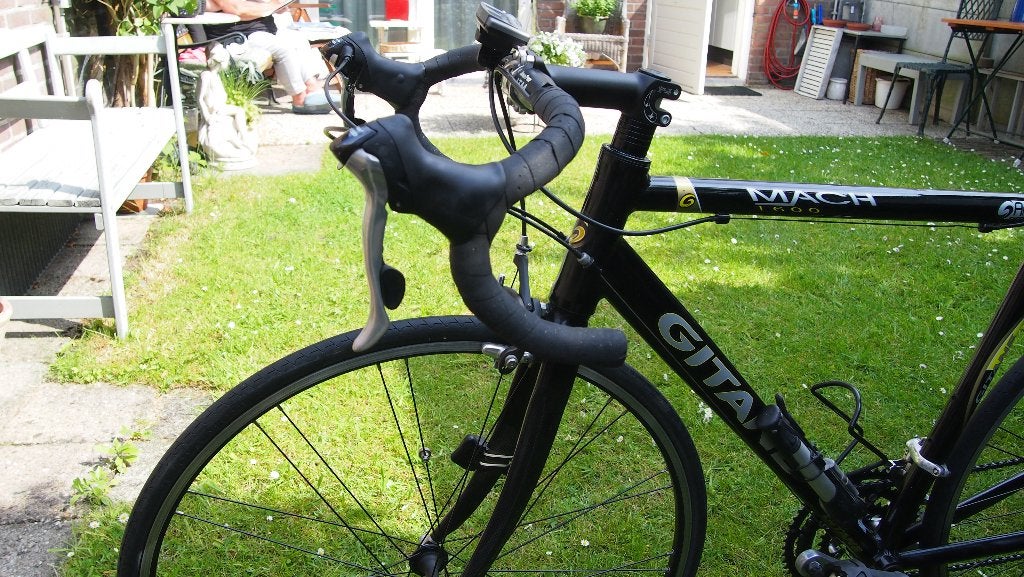 Racefiets kleur zwart merk Gitane, Fietsen en Brommers, 28 inch, Aluminium, Zo goed als nieuw, 57 tot 61 cm