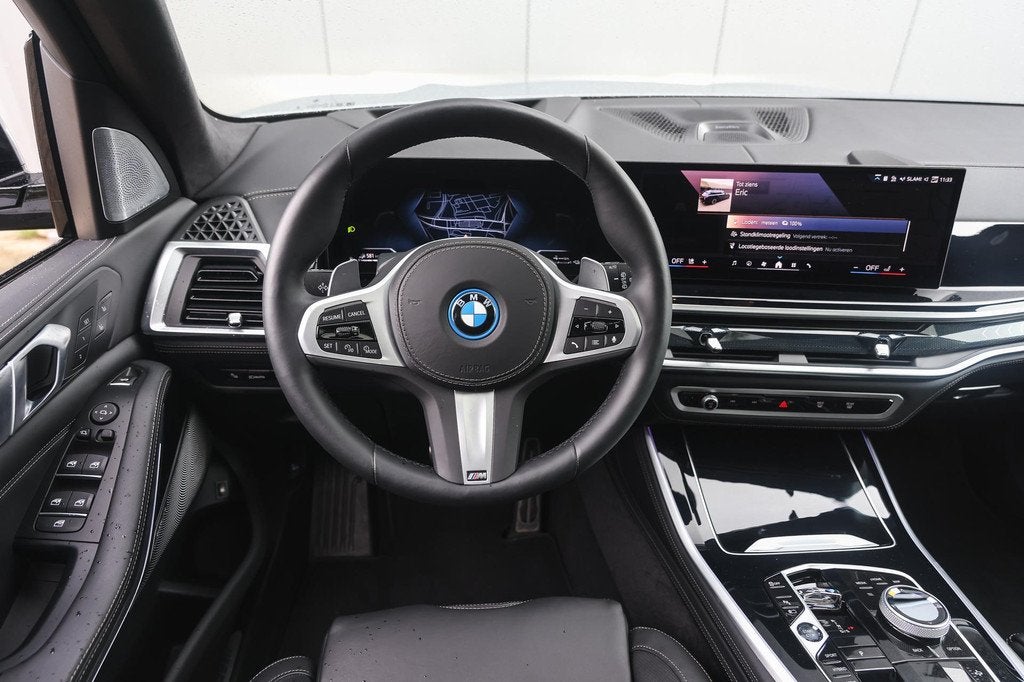 BMW X5 xDrive50e M Sport Automaat / Panoramadak Sky Lounge /, Gebruikt, 2395 kg, Met garantie (alle), Bedrijf