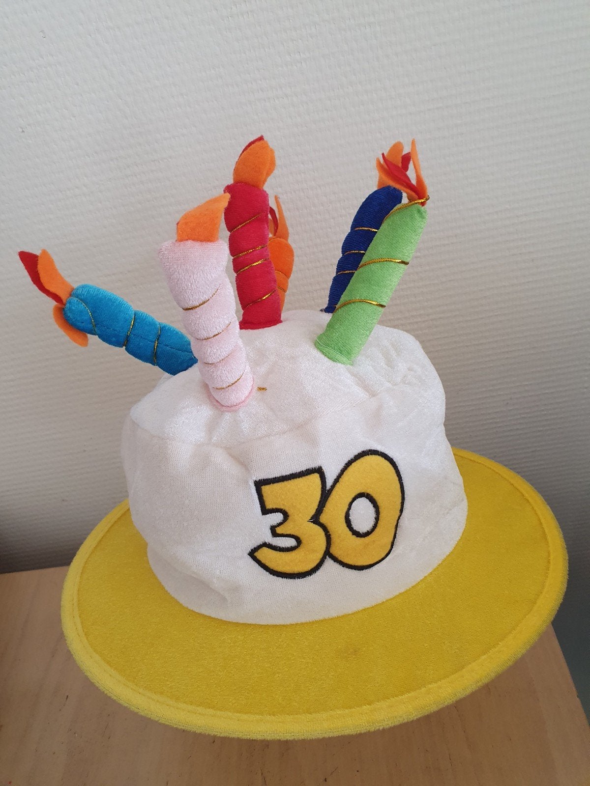 Verjaardagshoed  30 jaar, Ophalen of Verzenden, Zo goed als nieuw, Hoed of Pruik, Verjaardag