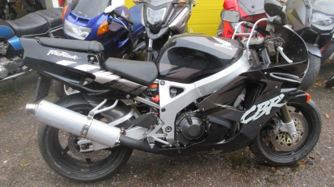 HONDA CBR 900 RR FIREBLADE (bj 1992), 893 cc, HONDA, 4 cilinders, Motorrijbewijs A