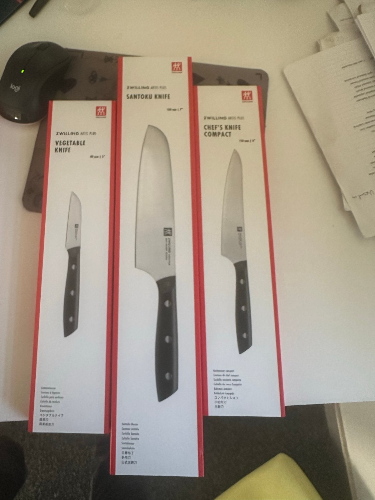 Nieuwe Zwilling messen set: Santoku, Chef's, Groentemes, Overige typen, Nieuw, Ophalen of Verzenden, Zwart