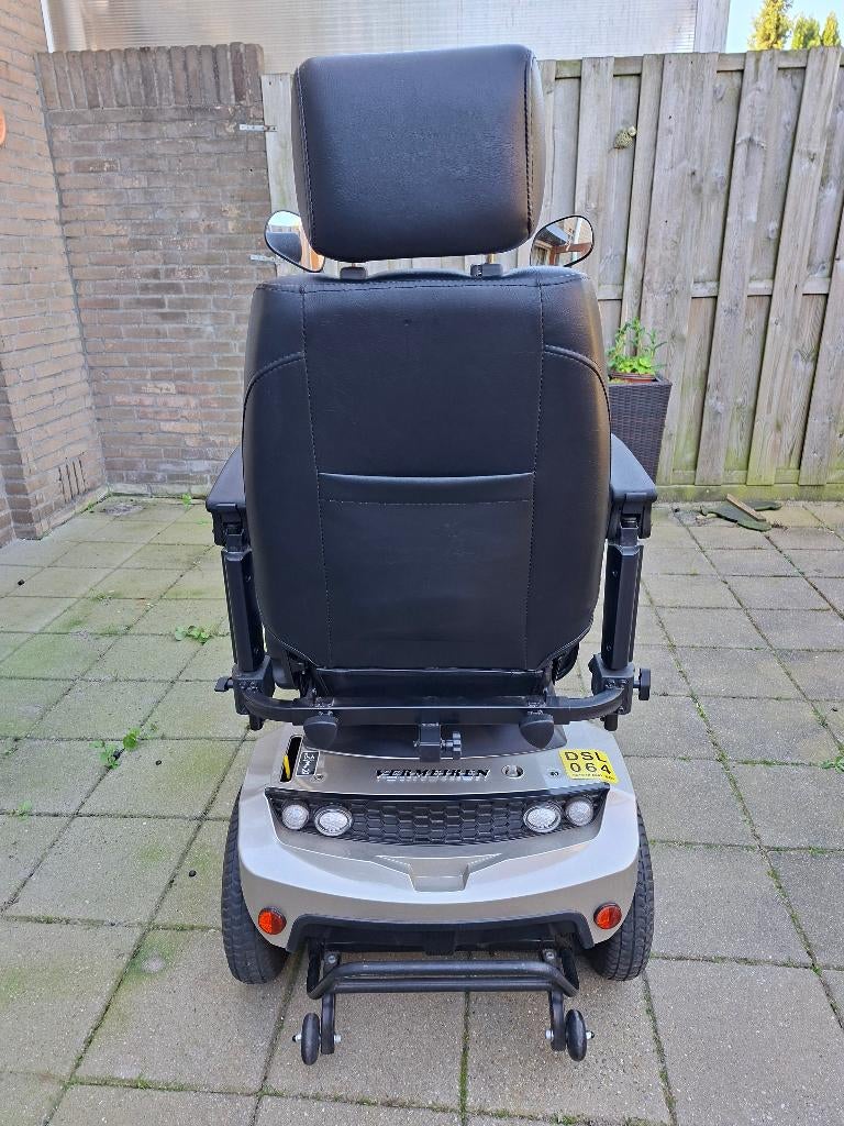 Te Koop scootmobiel, Ophalen, Zo goed als nieuw, Vermeiren, 16 km/u of meer