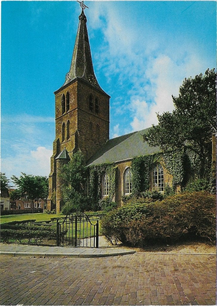 Domburg N H Kerk Ongelopen Ansichtkaart (B4809 ), Ophalen of Verzenden, 1980 tot heden, Ongelopen, Zeeland