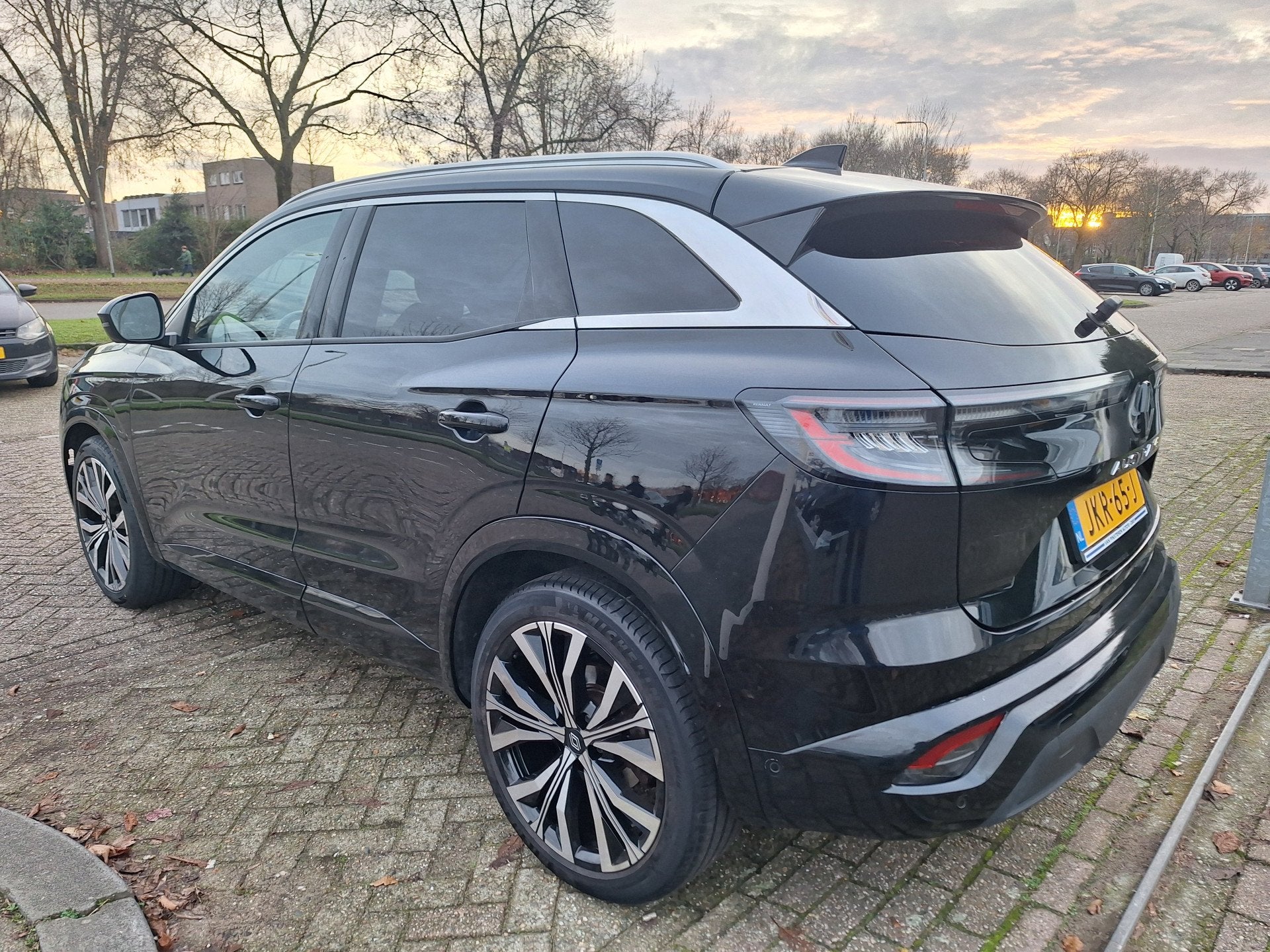Renault Austral 1.2 E-Tech full hybrid 200 iconic esprit DAK, Auto's, Renault, 12 maanden, Gebruikt, Euro 6, 1199 cc