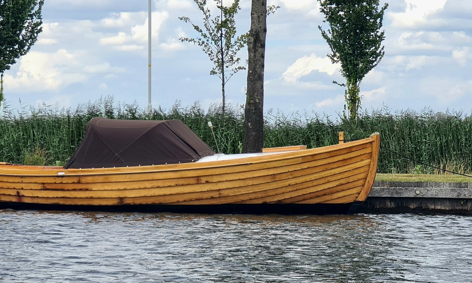 Sloep van eikenhout met nieuwe tent, Watersport en Boten, Ophalen, Diesel, Kussenset, Hout