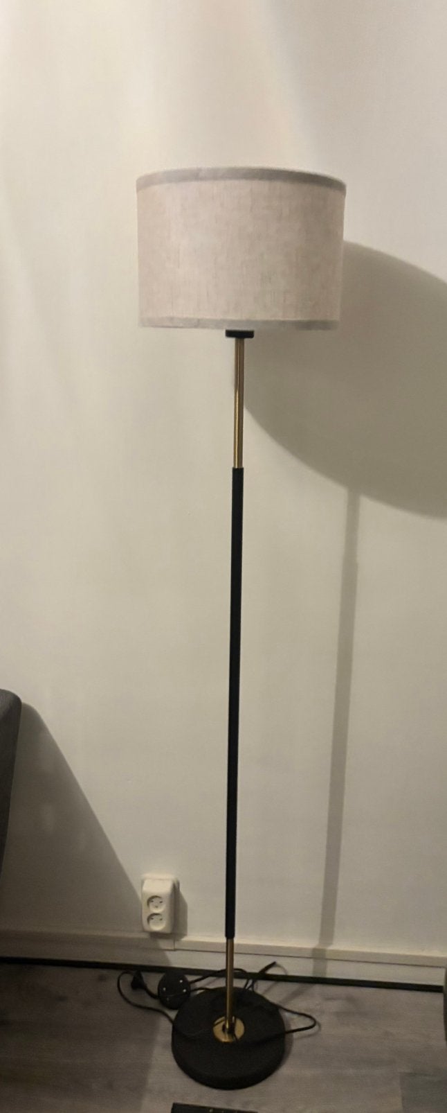Vloerlamp + afstandsbediening, Ophalen, Zo goed als nieuw, 150 tot 200 cm