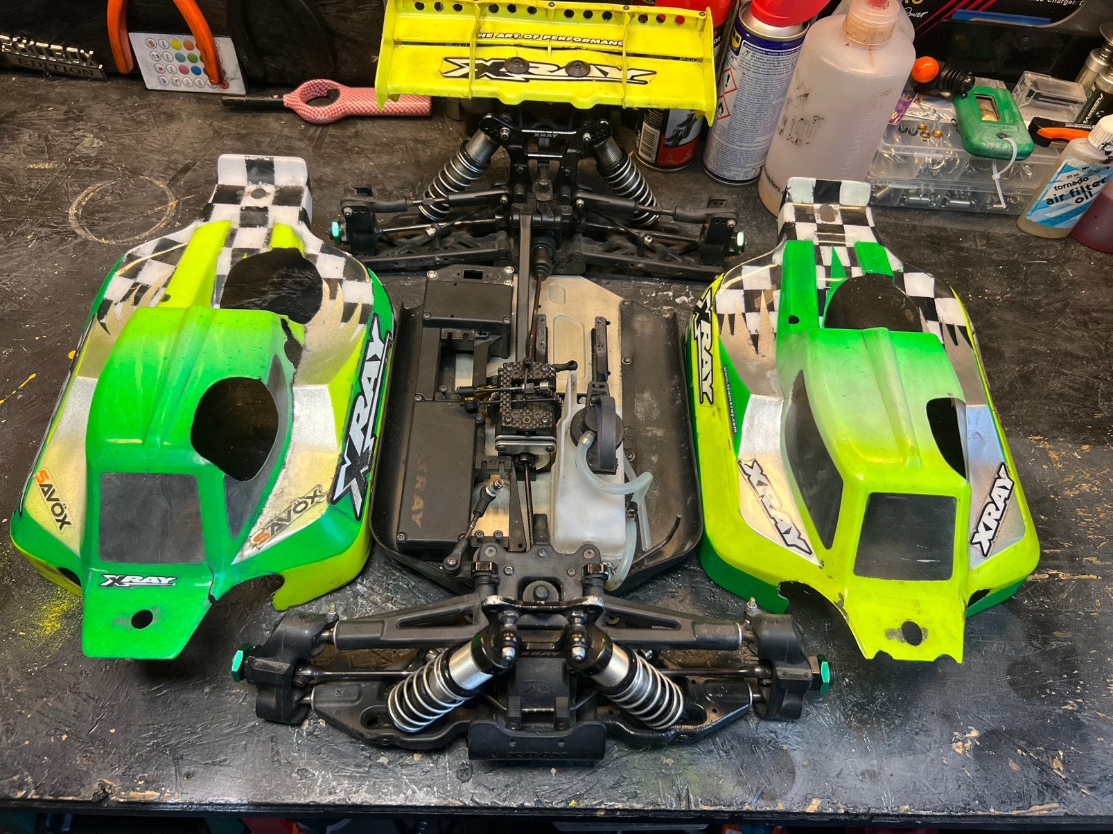 Xray xb8 nitro, Hobby en Vrije tijd, Modelbouw | Radiografisch | Auto's, Ophalen of Verzenden