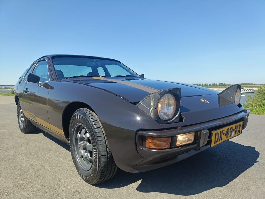 Porsche 924 2.0 Coupe 1979 Bruin, Auto's, 125 pk, 4 cilinders, Leder en Stof, Origineel Nederlands