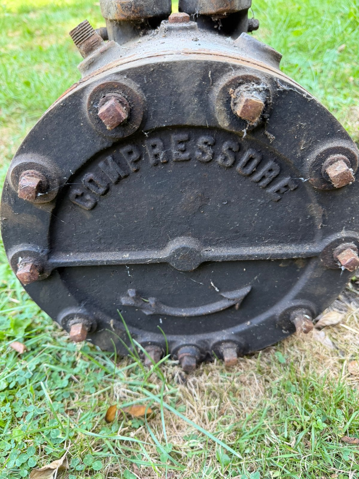 Antieke compressor, Ophalen