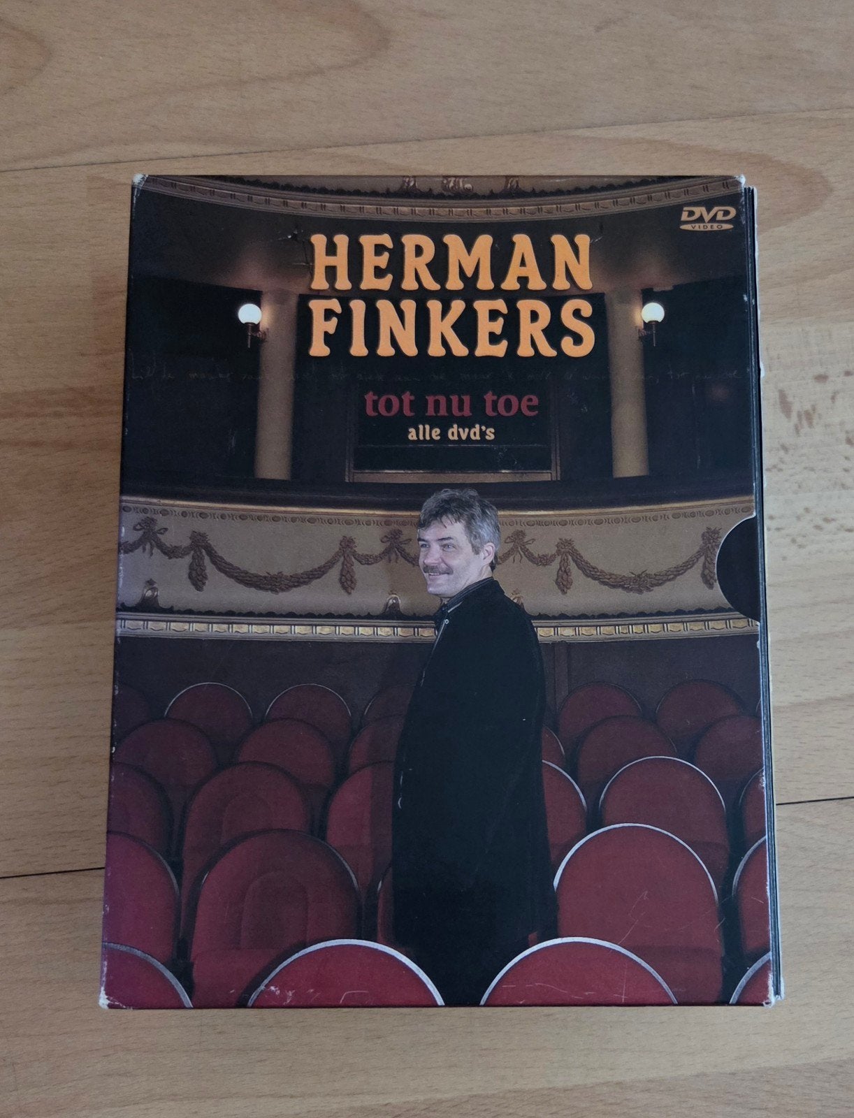Herman Finkers - Tot nu Toe, Alle leeftijden, Ophalen of Verzenden, Zo goed als nieuw, Stand-up of Theatershow
