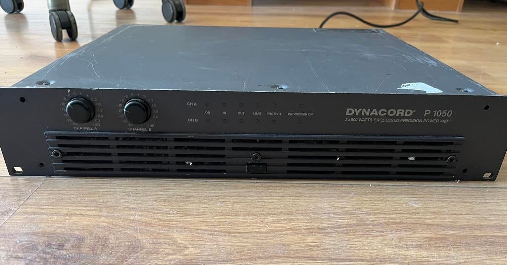 Dynacord P 1050 2x500 W, Ophalen of Verzenden, Zo goed als nieuw, Minder dan 500 watt