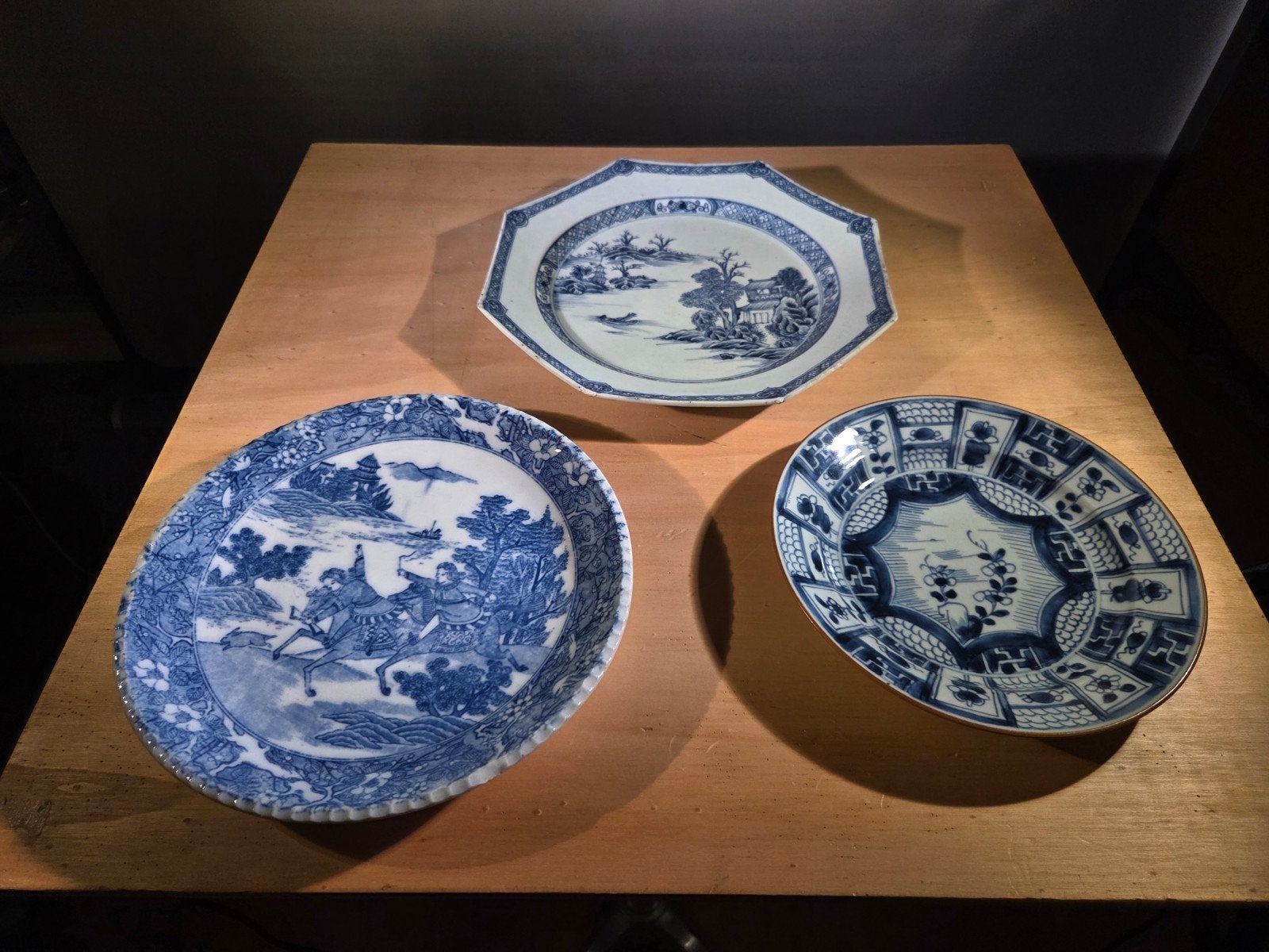 Diverse antieke blauw-witte borden, Antiek en Kunst, Ophalen of Verzenden