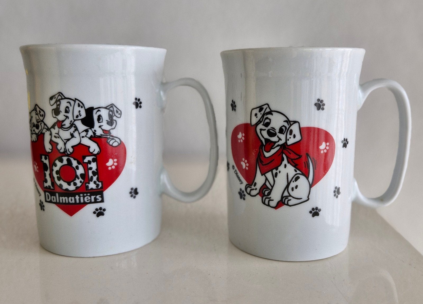 Twee Bekers  101 Dalmatiers, Huis en Inrichting, Verzenden, Zo goed als nieuw, Overige stijlen, Kop(pen) en/of Schotel(s)