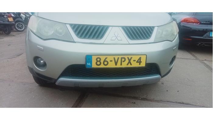 Voorbumper van een Mitsubishi Outlander (S18E), Auto-onderdelen, Carrosserie en Plaatwerk, Gebruikt, -, -, Ophalen of Verzenden