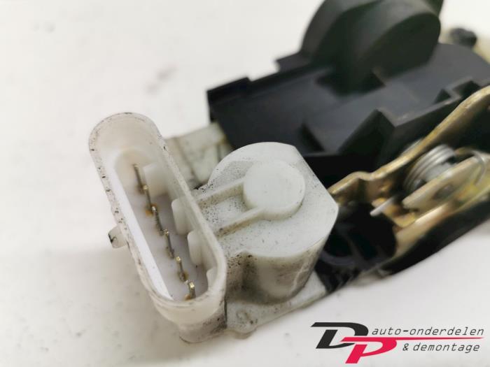 Deurslot Mechaniek 2Deurs rechts van een Fiat Punto, Auto-onderdelen, Gebruikt, -, -, Ophalen of Verzenden