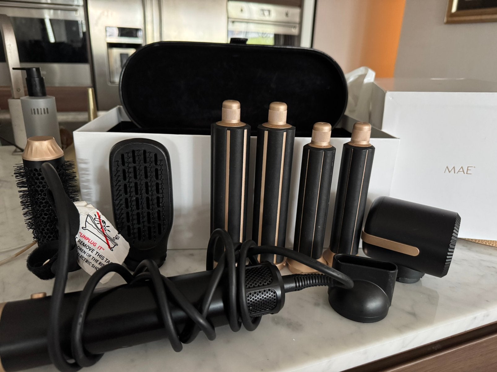 MAE 5-in-1 Haarstyler met opzetstukken en etui, Sieraden, Tassen en Uiterlijk, Uiterlijk | Haarverzorging, Ophalen of Verzenden