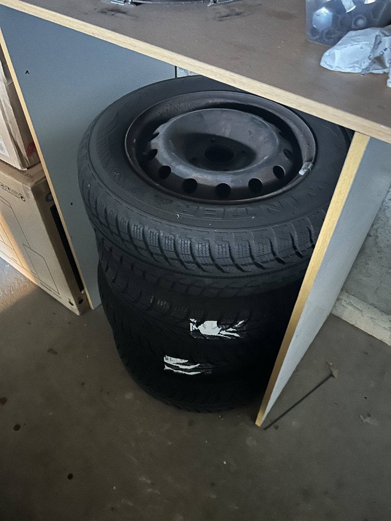 Nette, vrijwel nieuwe, Meteor winterbanden - 185/65R14 86T, Ophalen, 14 inch, Banden en Velgen, Nieuw