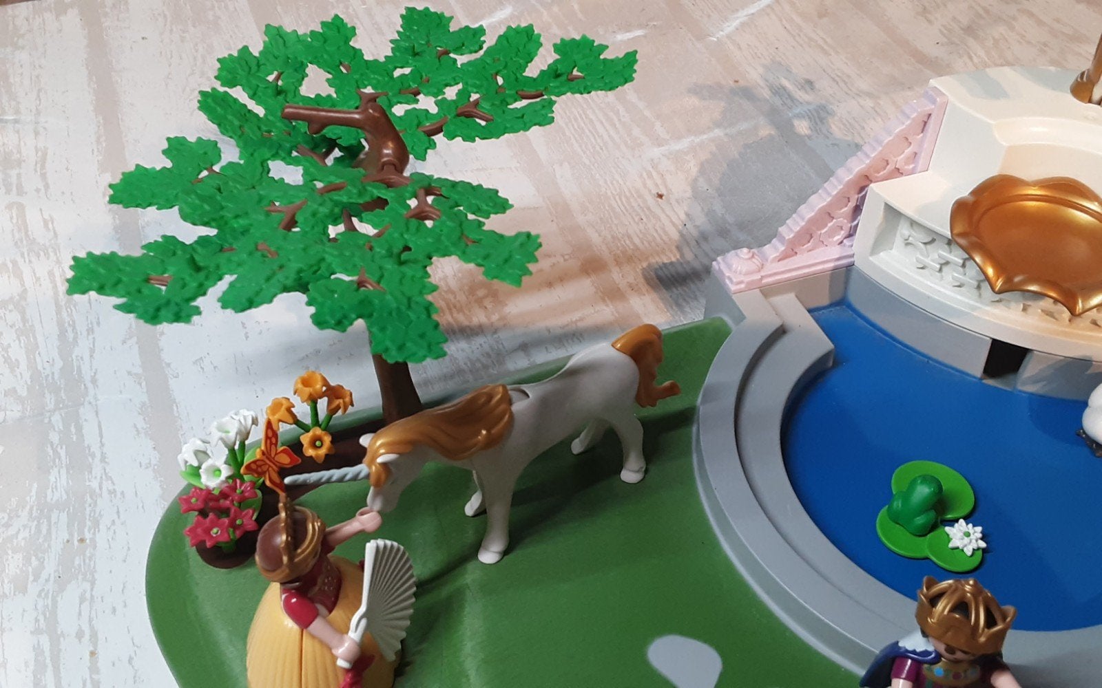4137 eenhoorn fontein prins en prinses, Complete set, Overige typen, Zo goed als nieuw, Family fun