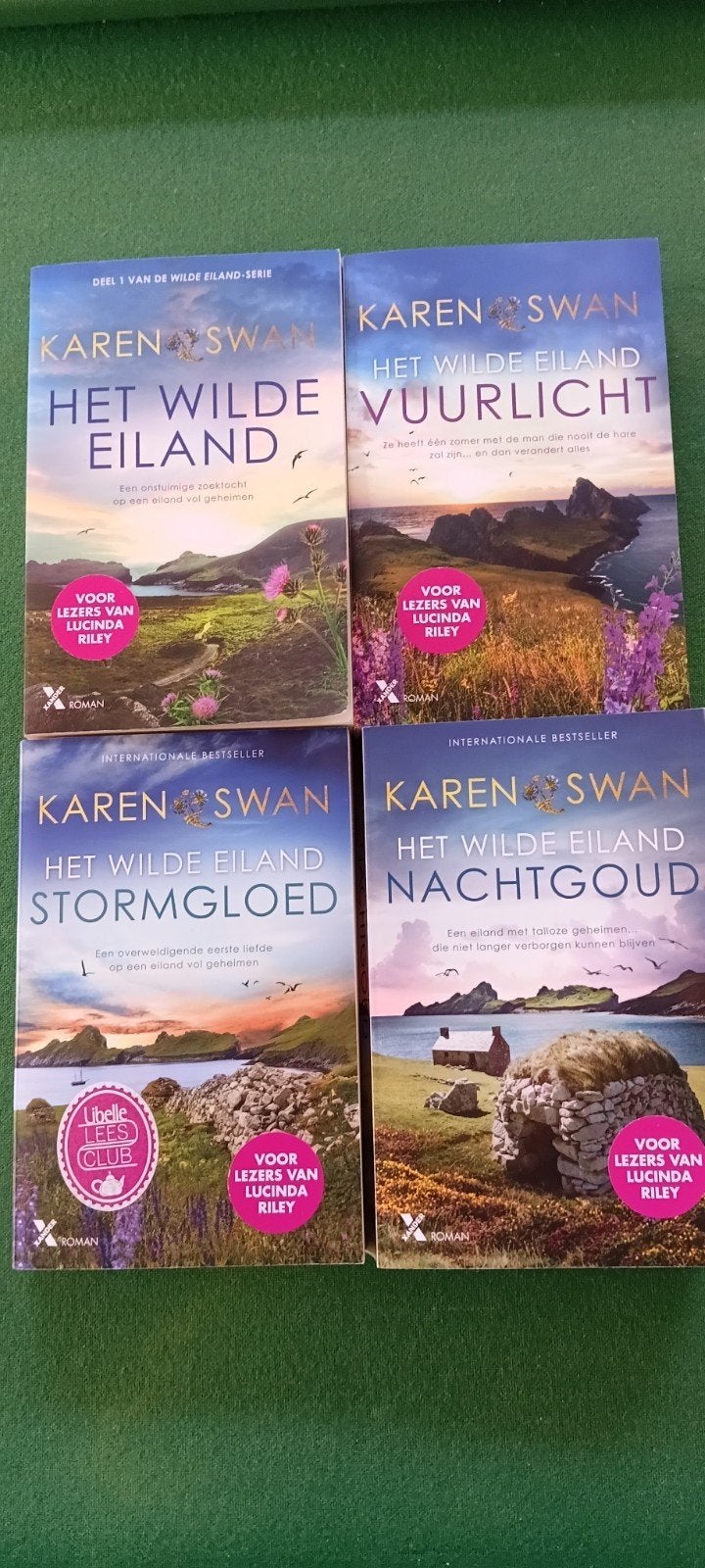 Serie van Karen Swan, Ophalen, Zo goed als nieuw