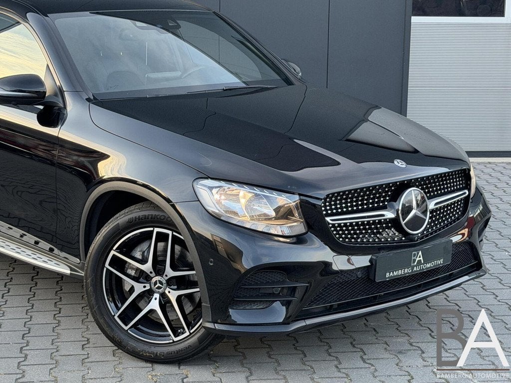 Mercedes GLC-klasse Coupé 250 4MATIC AMG|pano|Burmester, Auto's, Mercedes-Benz, Gebruikt, 4 cilinders, Met garantie (alle), Zwart