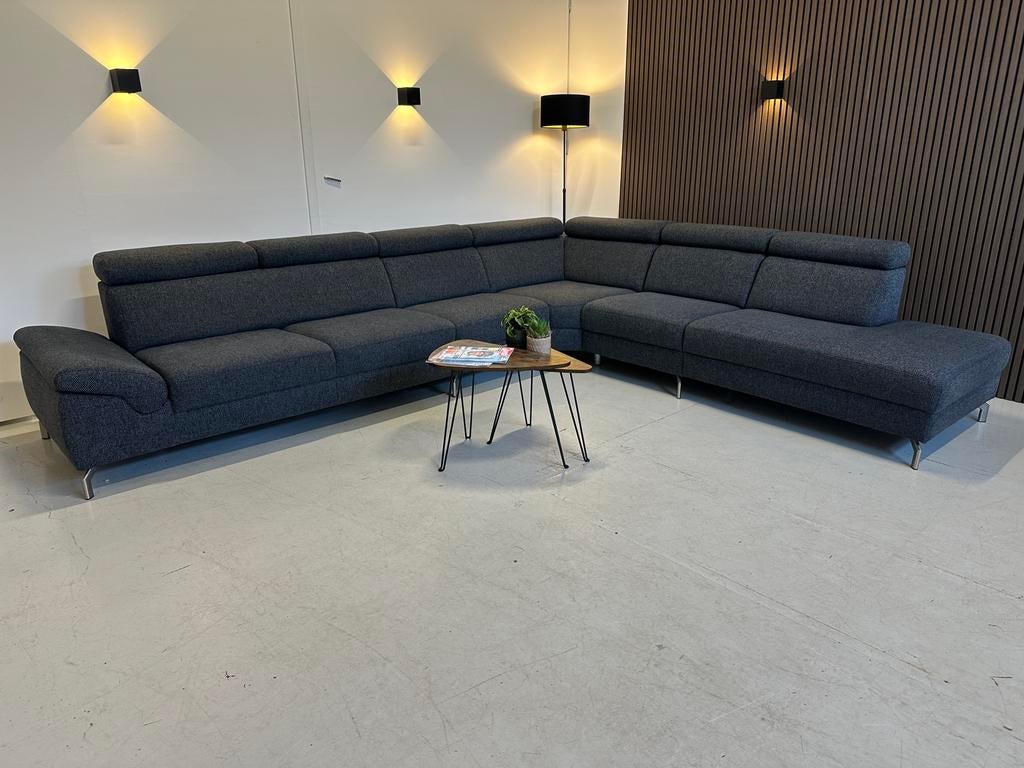 GRATIS BEZORGING - montel mondena - professioneel gereinigd, Hoekbank, 300 cm of meer, Ophalen of Verzenden, Zo goed als nieuw