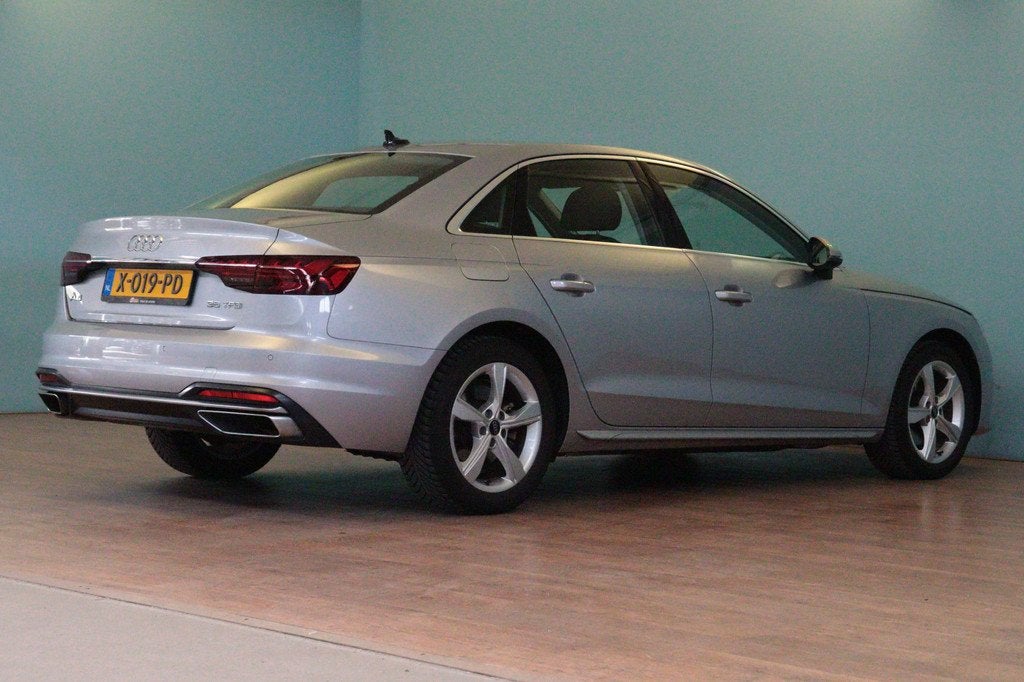 Audi A4 Limousine 35 TFSI Advanced Edition | NAVI / APPCONNE, Auto's, Audi, Gebruikt, Euro 6, 4 cilinders, Automatische klimaatregeling