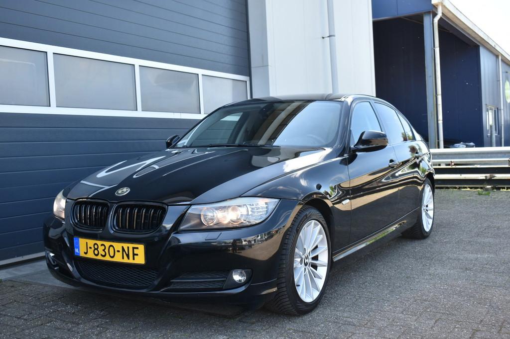 BMW 3-serie 318i automaat., Auto's, Automaat, Achterwielaandrijving, Zwart, Sedan