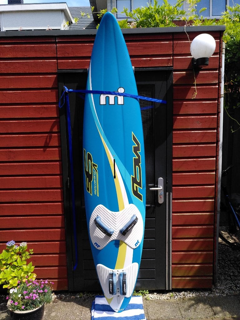 Mooi Mistral Custom Flow V95 freeride board, Ophalen of Verzenden, Zo goed als nieuw, Plank, Met draagtas