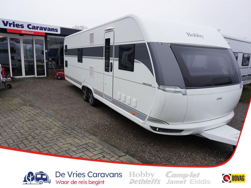 Hobby Prestige 720 KWFU stapelbed, vast bed, Caravans en Kamperen, Caravans, Rondzit, 7 tot 8 meter, Bedrijf, 1500 - 2000 kg