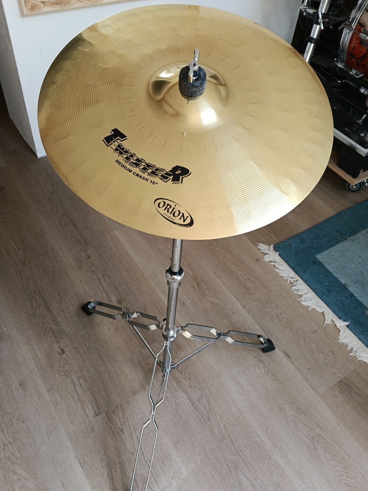 16 inch Orion crash met standaard 44, incl verzendkosten, Muziek en Instrumenten, Ophalen of Verzenden, Zo goed als nieuw, Overige merken