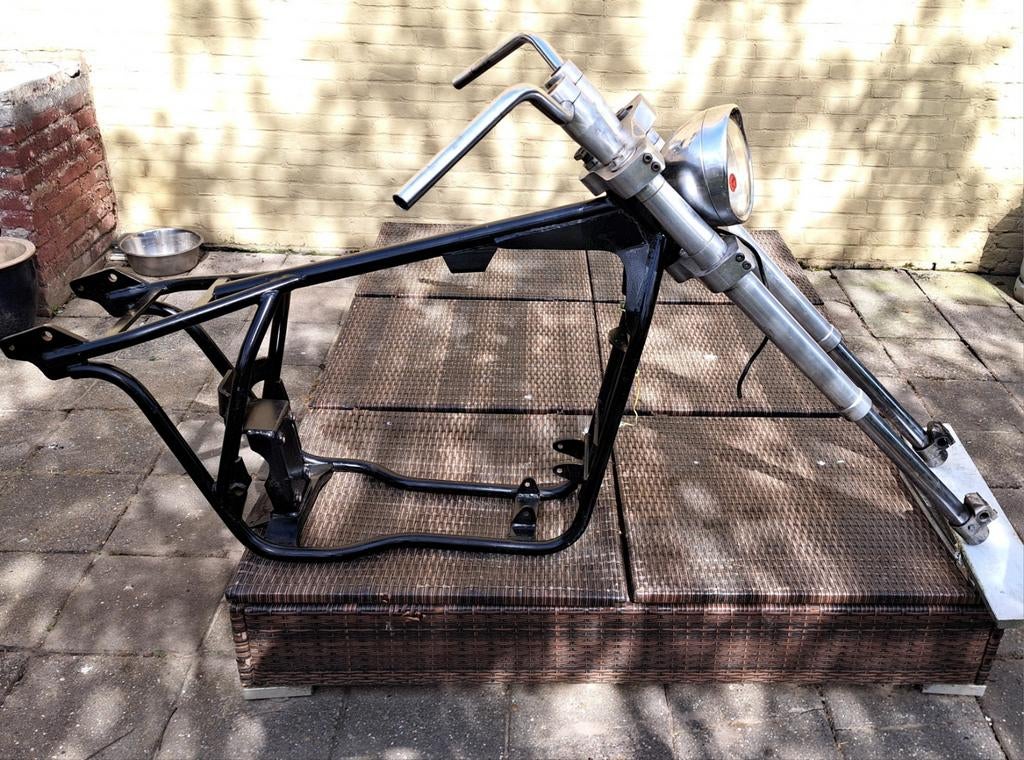 Eigenbouw Sportster Chopper Frame met Voorvork, Motoren, Ophalen of Verzenden