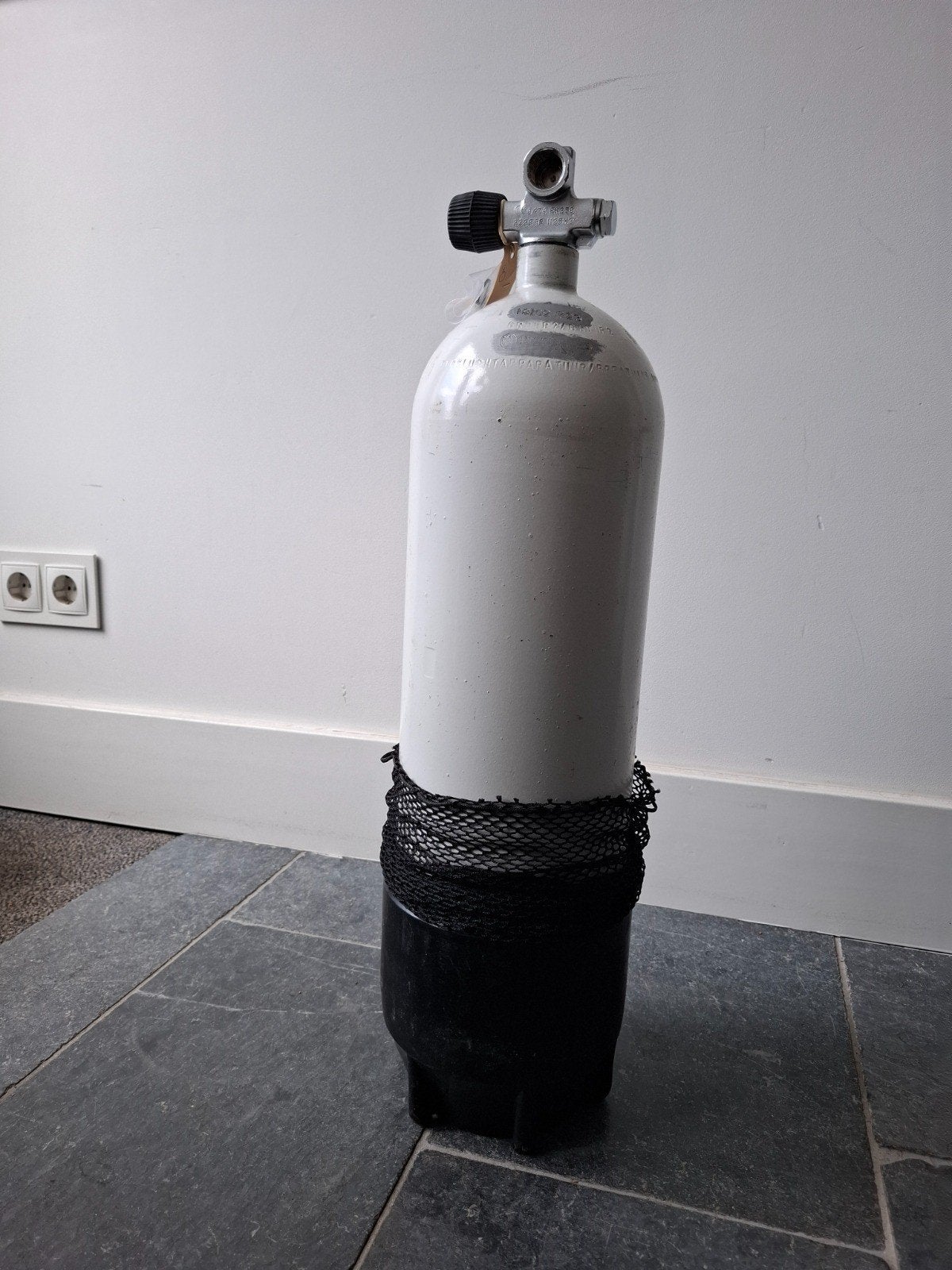 10 liter stalen duikfles, gekeurd tot 2031, Watersport en Boten, Duiken, Ophalen, Zo goed als nieuw