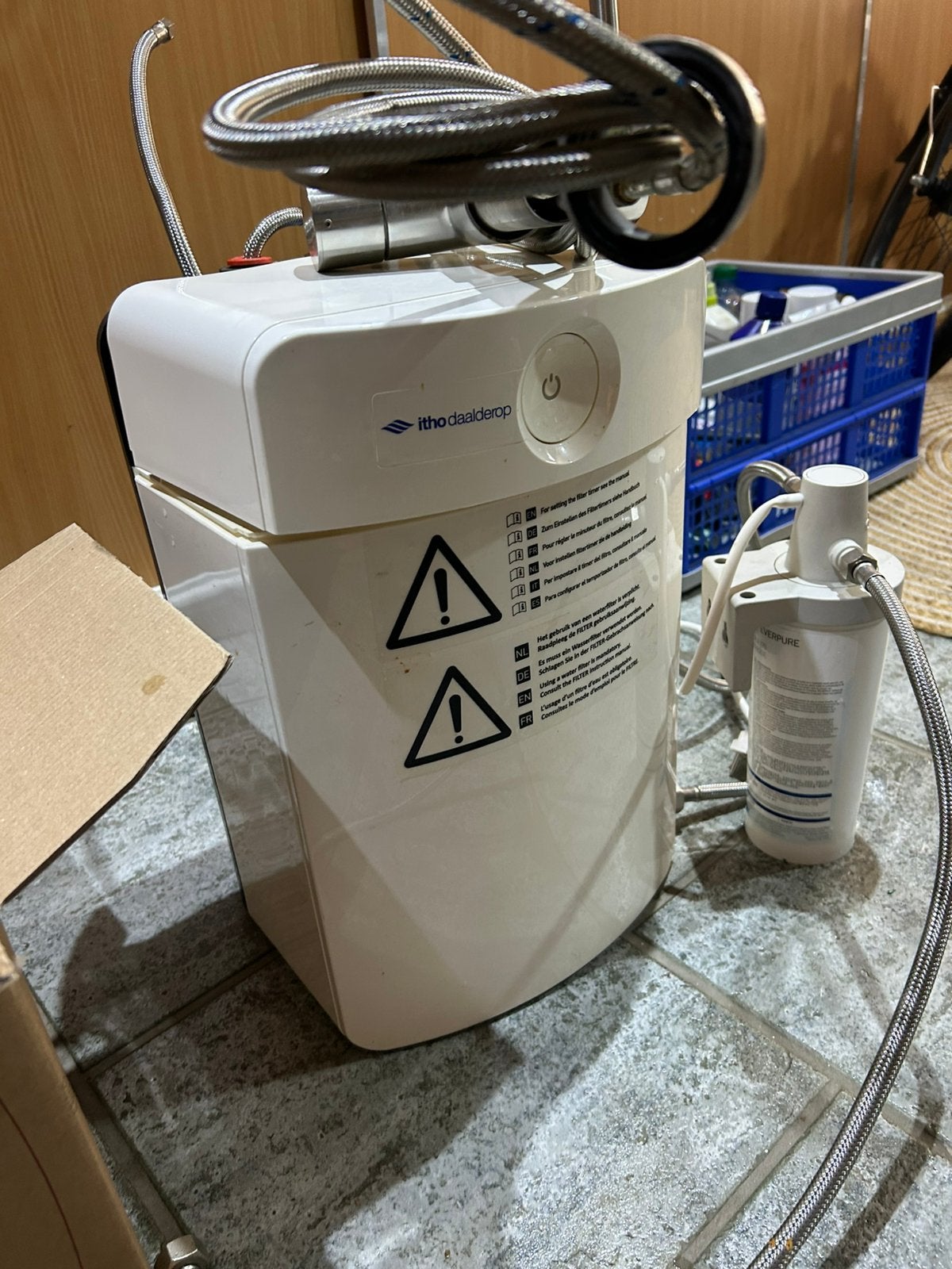 Franke 3 in 1 kraan en boiler met toebehoren, Gebruikt, Minder dan 20 liter, 3 t/m 5 jaar oud, Boiler