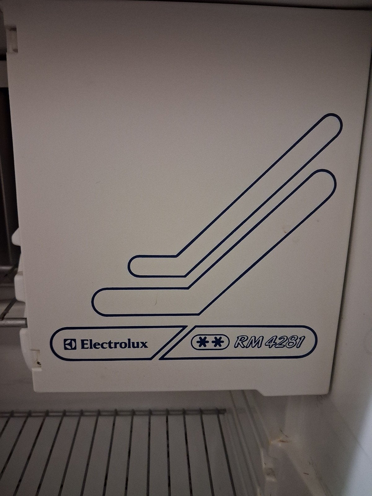 Electrolux koelkast op gas & op 12 volt & op 230 volt, Ophalen, Gebruikt