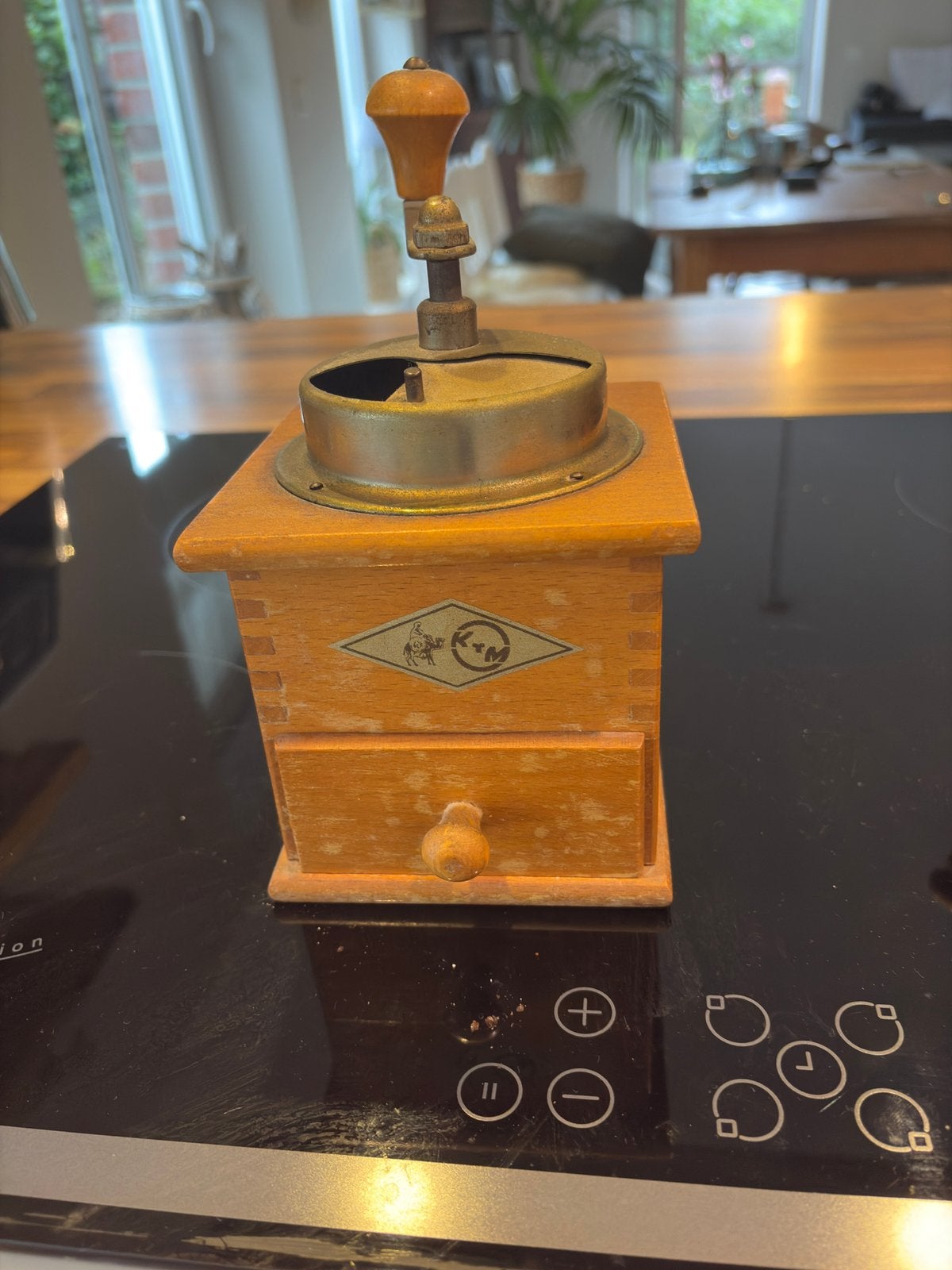 Vintage houten handkoffiemolen, Ophalen of Verzenden